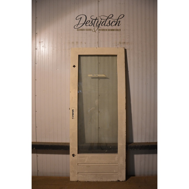 GL 505 Paneeldeur met glas