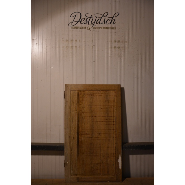 Oude geloogde eiken opdekdeur    