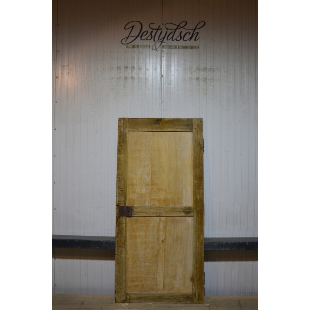 Oude geloogde deur 