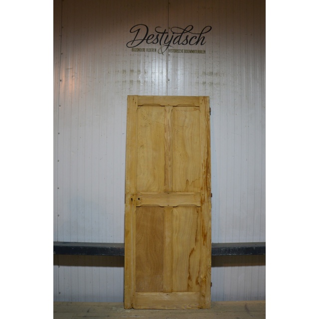 Oude geloogde deur   
