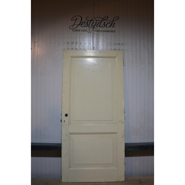 Oude tweevaks paneeldeur                