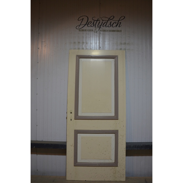 Oude tweevaks paneeldeur 