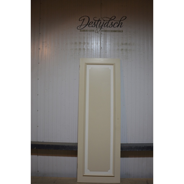 Oude éénvlaks deur 