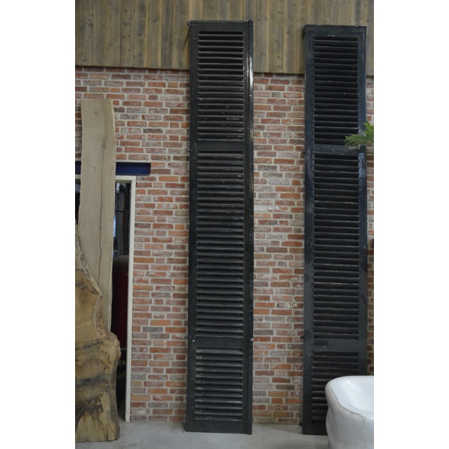 ​​Oud louvreluik  