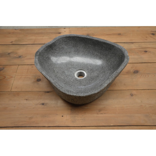 Natuurstenen wasbak uit Indonesië 