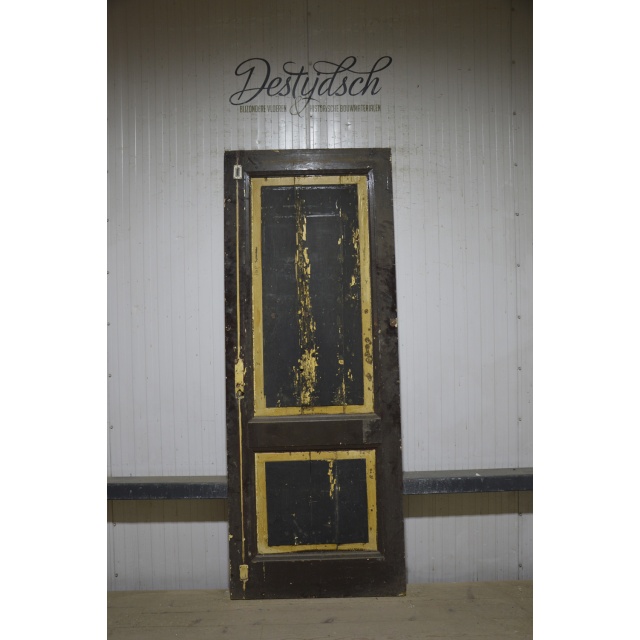 Oude tweevaks paneeldeur 