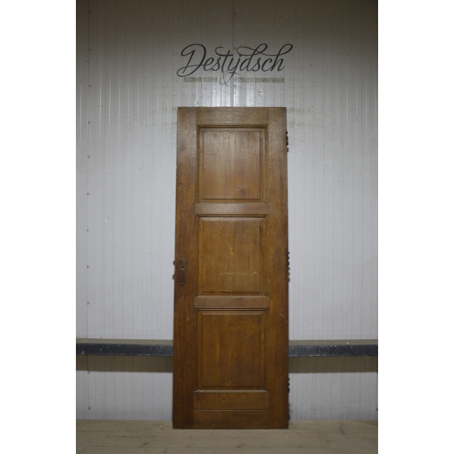 Oude eiken drievaks paneeldeur 