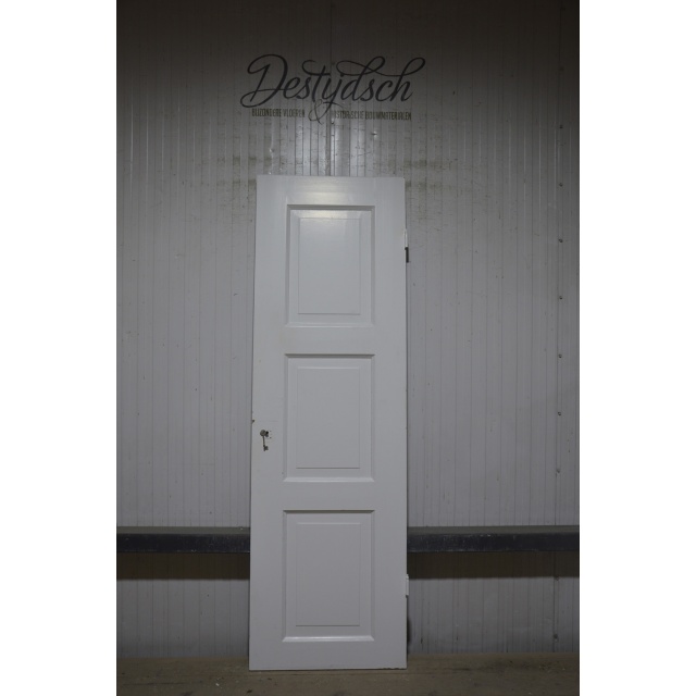 Oude drievaks paneeldeur 