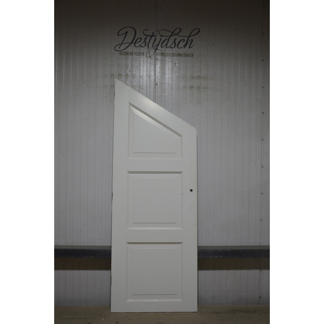 Oude drievaks paneeldeur 