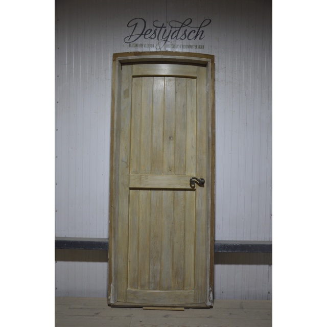 Getoogde massief eiken deur inclusief kozijn 