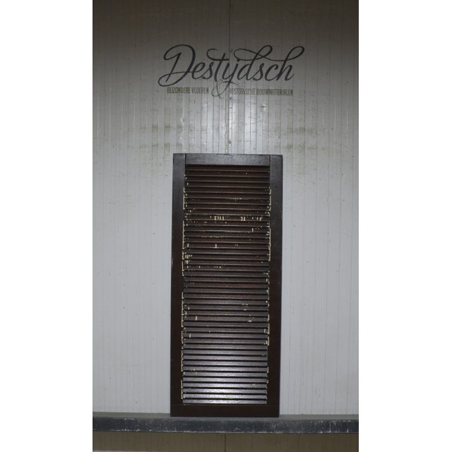 ​​Oud louvreluikje 