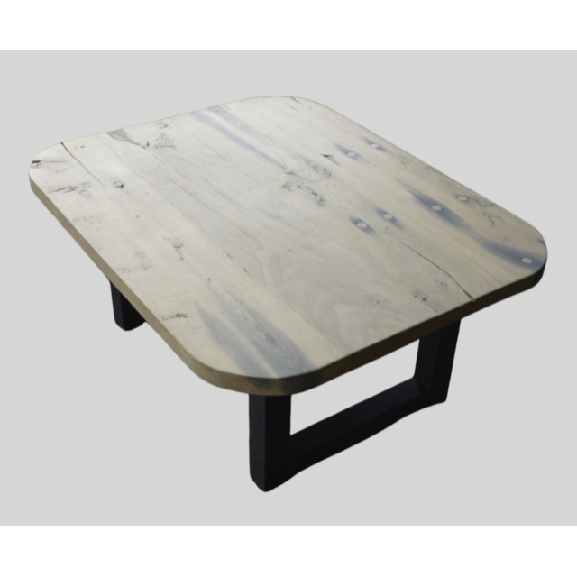 Unieke salontafel van oude eiken spoorbielplanken 